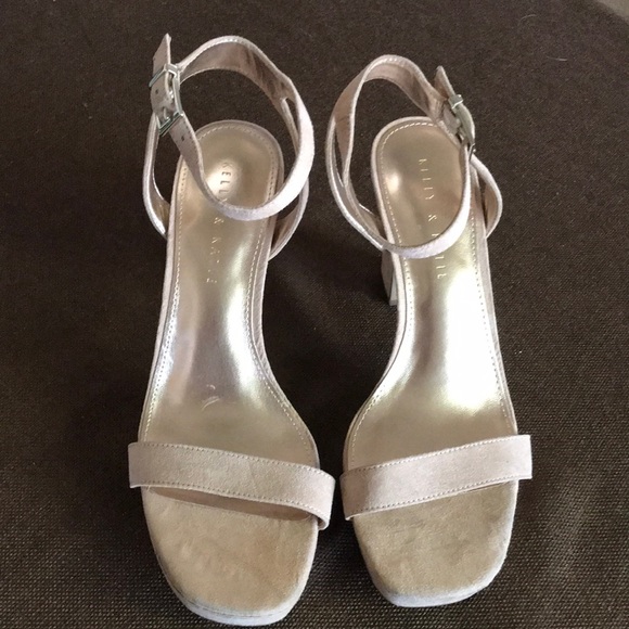 Kelly and Kate Sarafine size 9.5 high heel sandals NWOT Ankle strap Fresh look!! - Picture 1 of 9